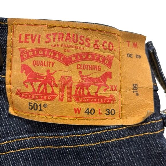 LEVI’S Men’s 501 Dark Wash Button-Fly Jeans, W40 L30 - Picture 8 of 12